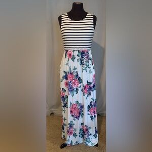 Vanilla Bay maxi dress size large